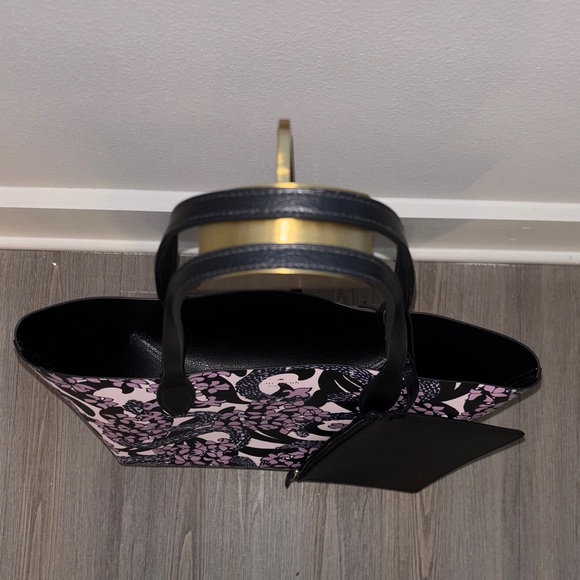 Kate Spade New York Snake Garden Printed Reversible Tote - Picture 5 of 10